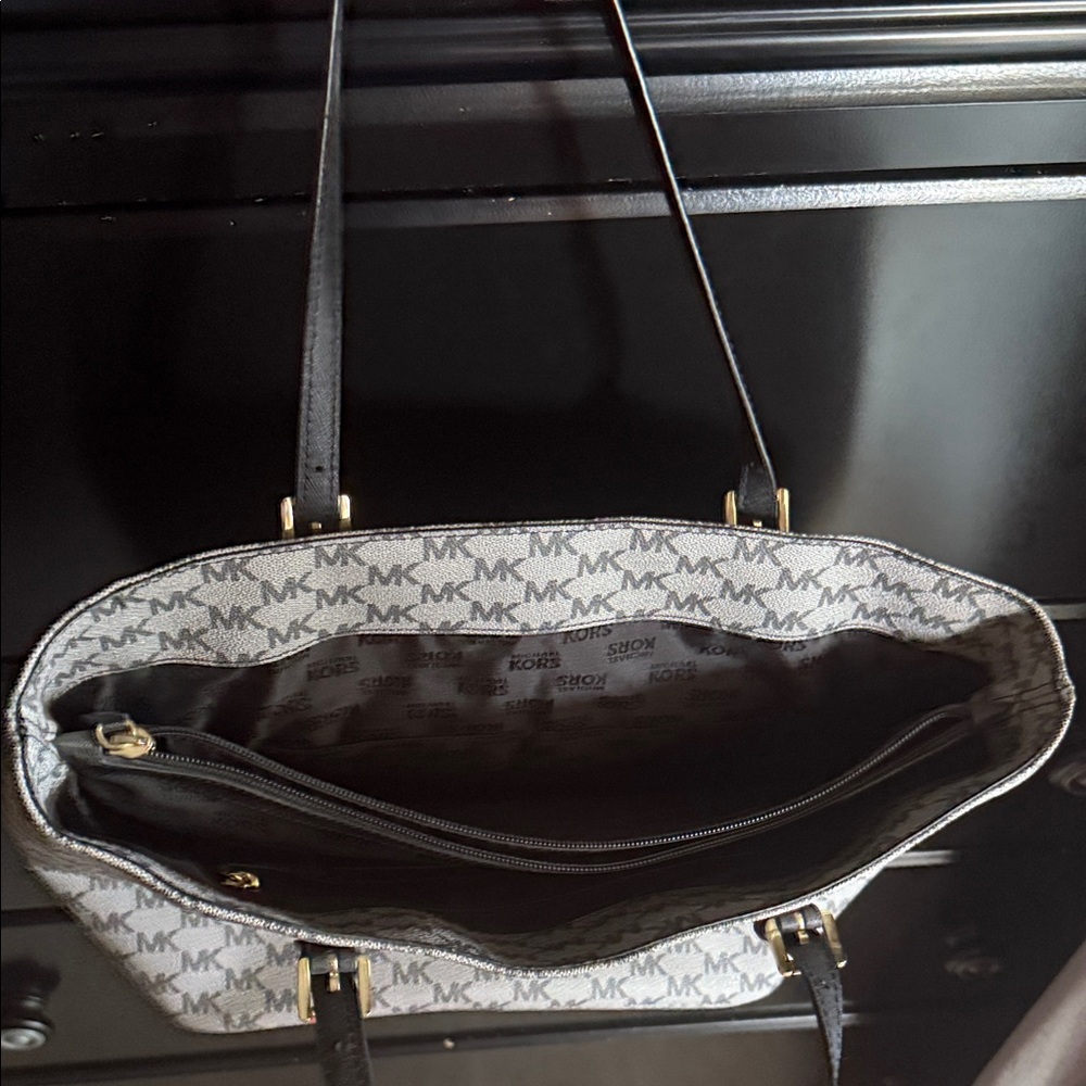 Michael Kors Black and Gray Logo Tote - Picture 4 of 9